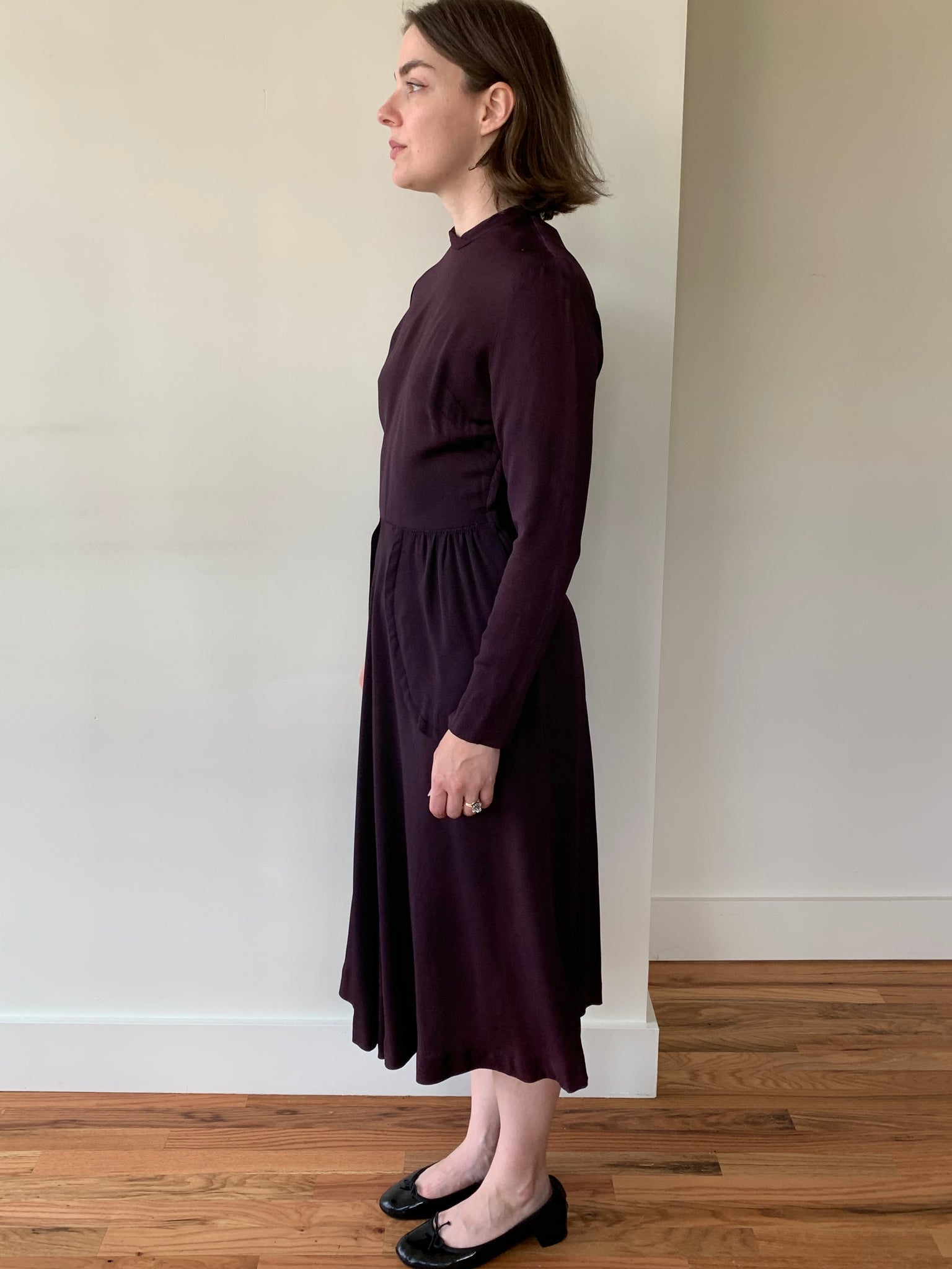 1940s purple long sleeve dress