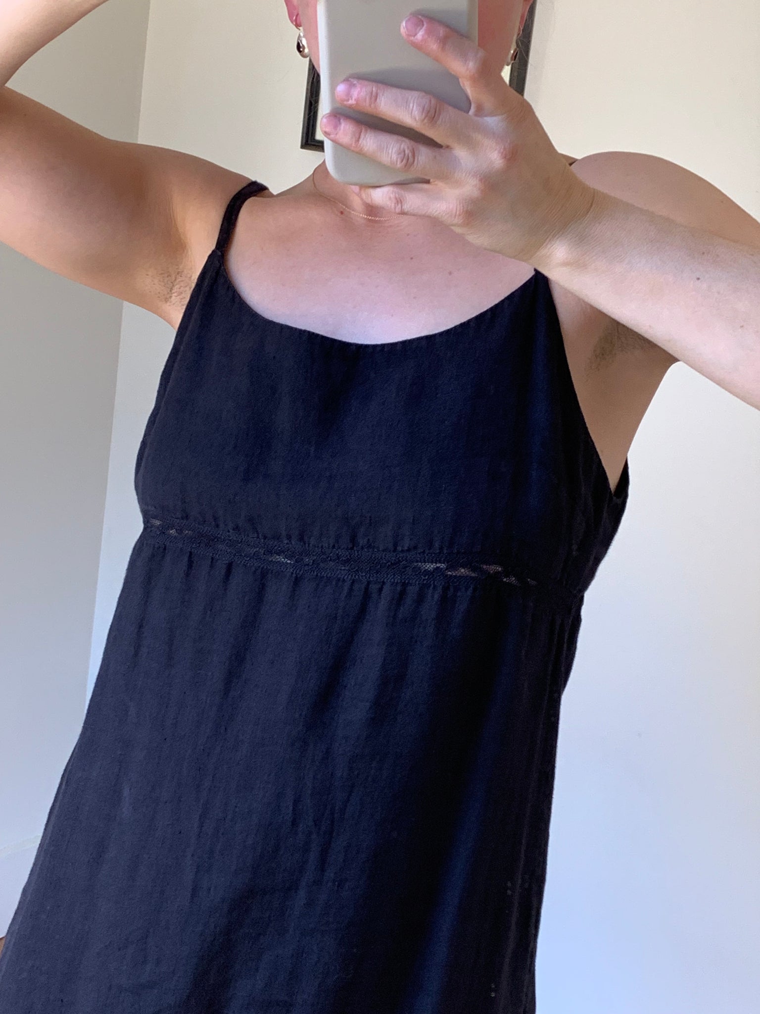 120 Lino black dress