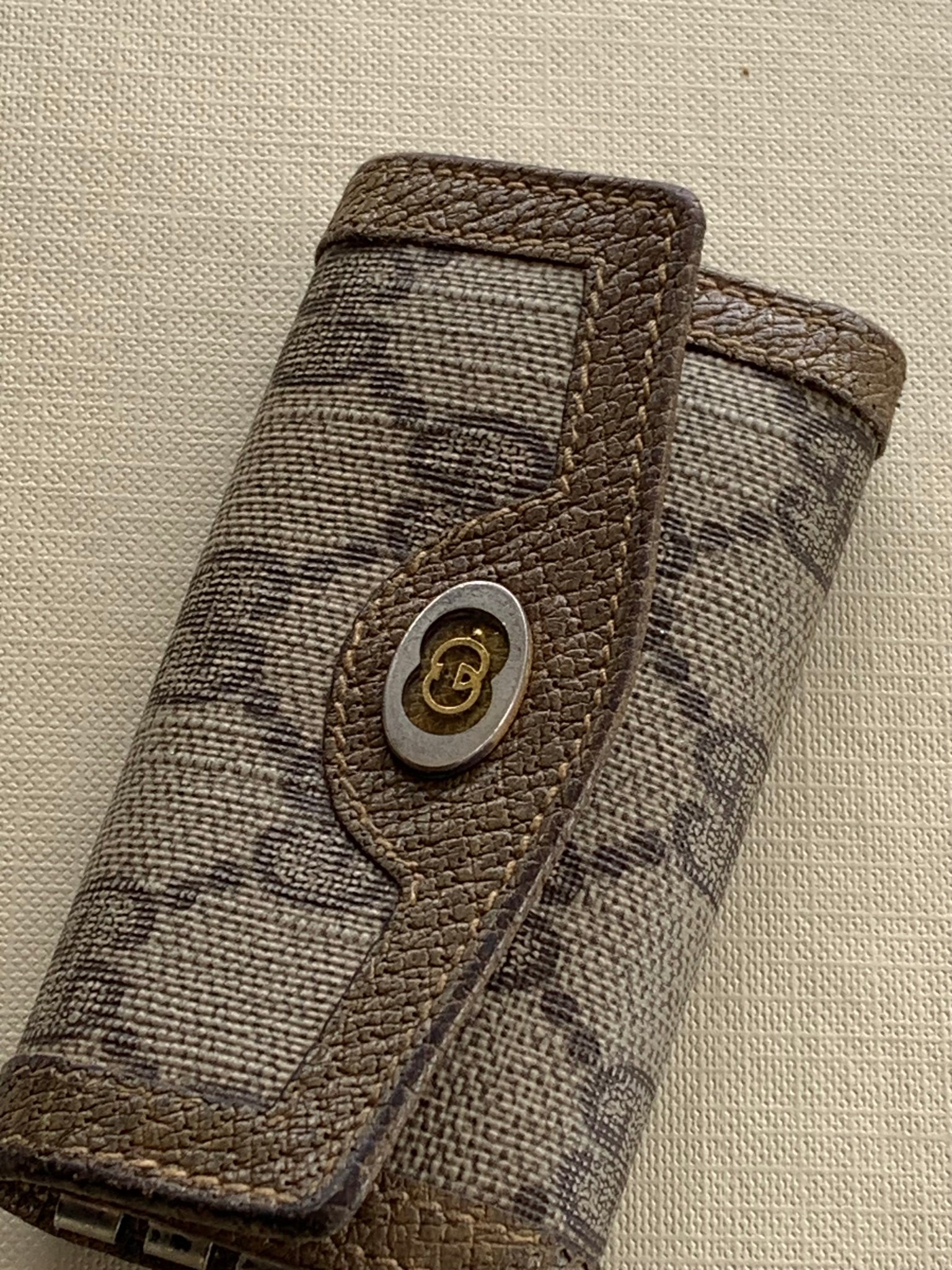 Vintage Gucci key holder wallet