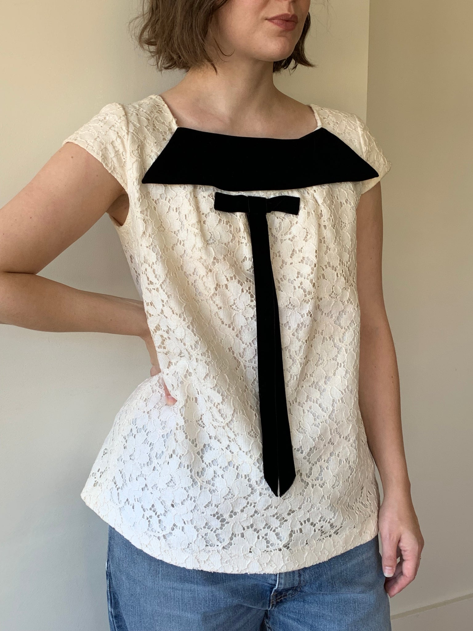 1950s lace tunic top