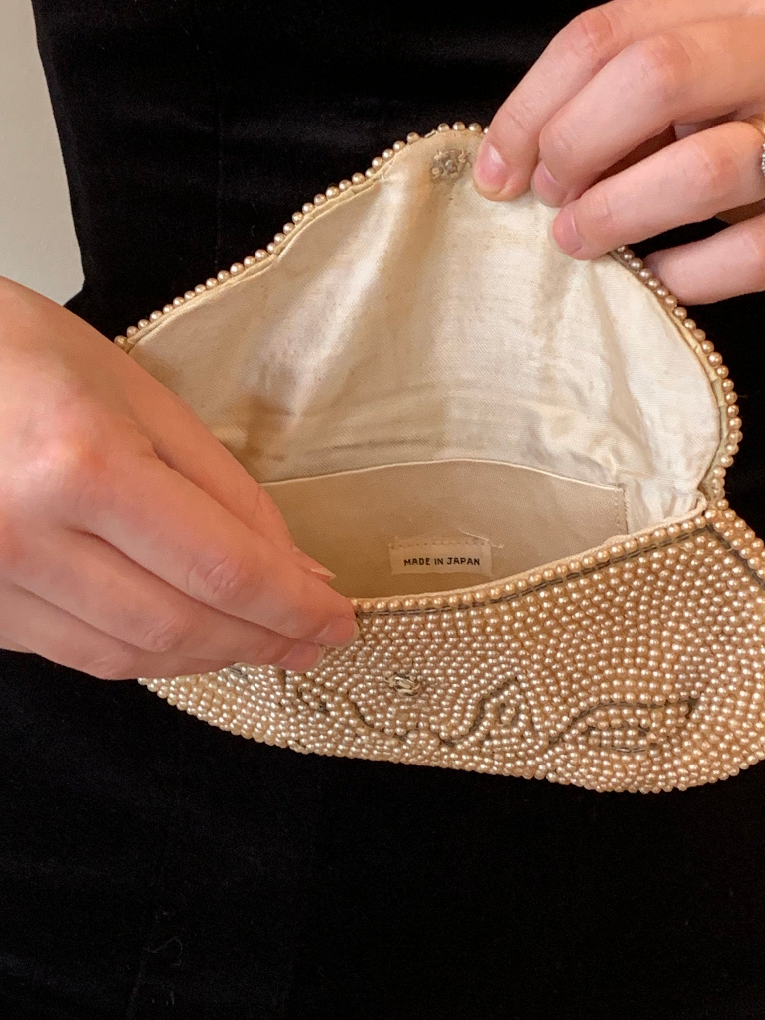 1940s pearl clutch