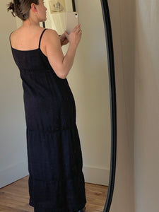 120 Lino black dress