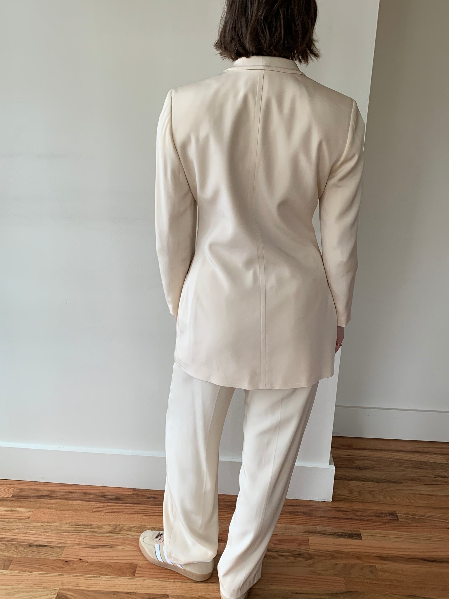 Worth silk pant suit
