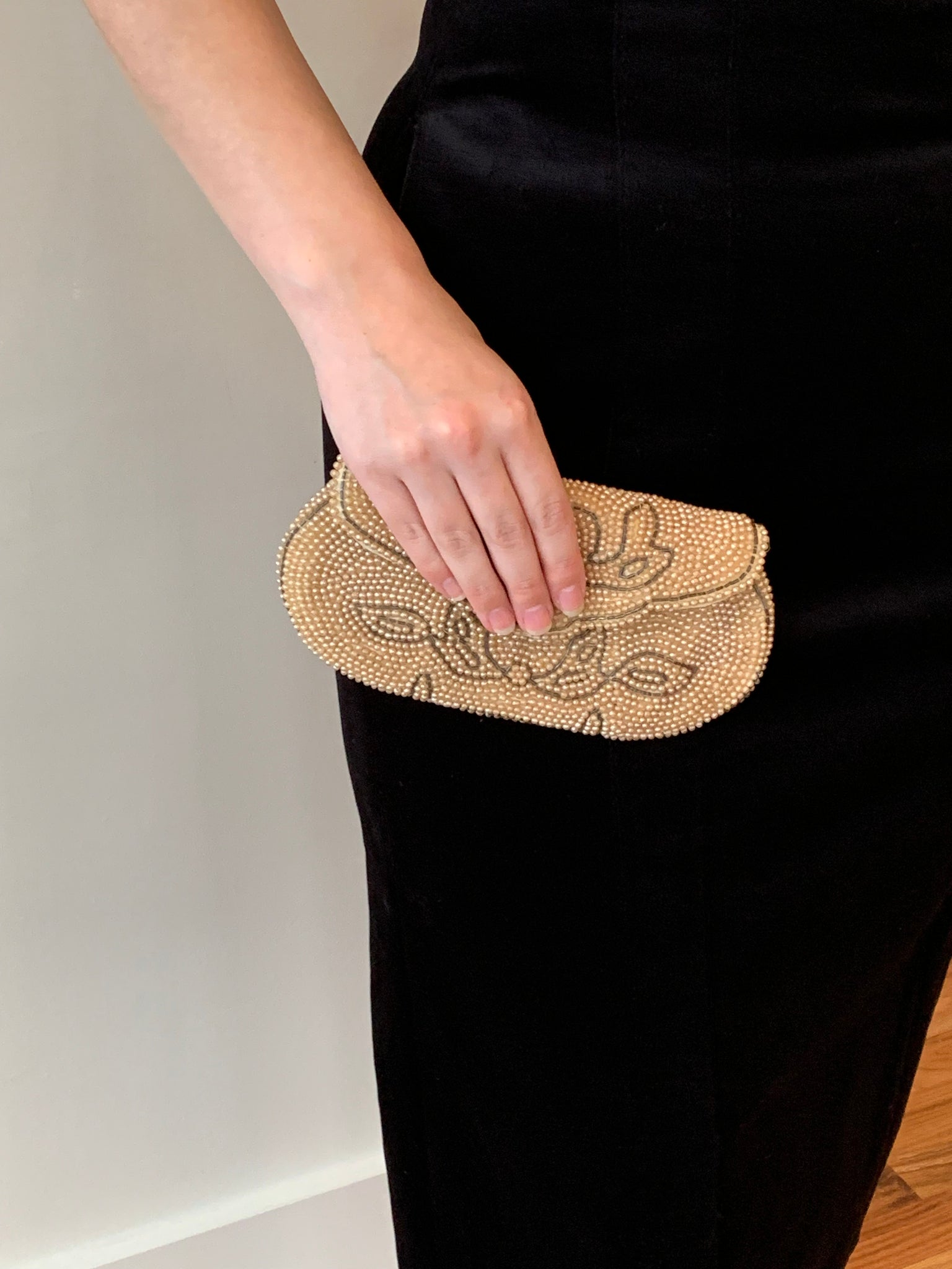 1940s pearl clutch